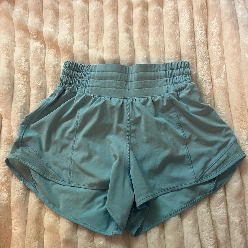 Blue Chill Lululemon Hotty Hots High-Rise 2.5” size 2